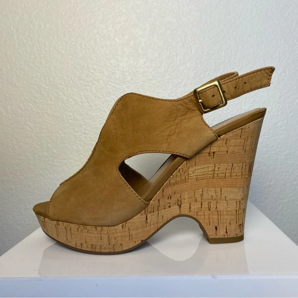 Franco Sarto Gallard Tan Leather Slingback Heels Size 7.5